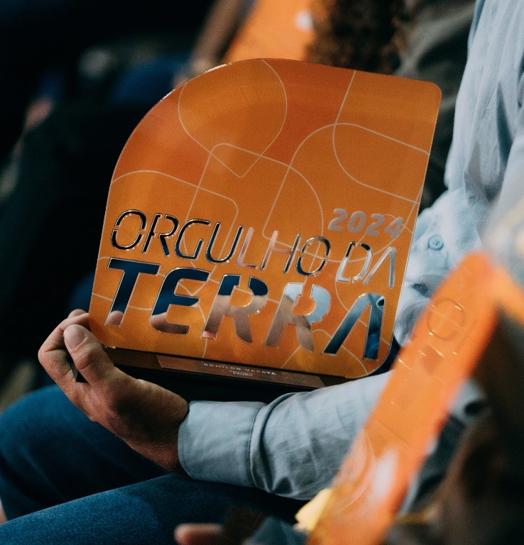 Troféu Orgulho da Terra 2024 em close